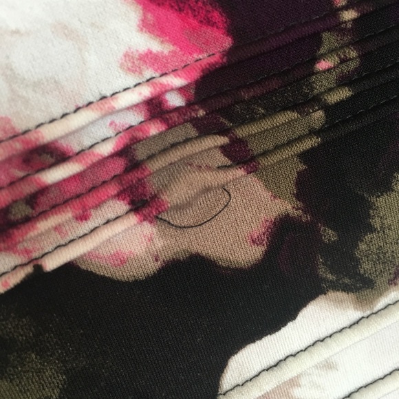 Calvin Klein Women's Floral Top Sz S/P - Picture 2 of 6